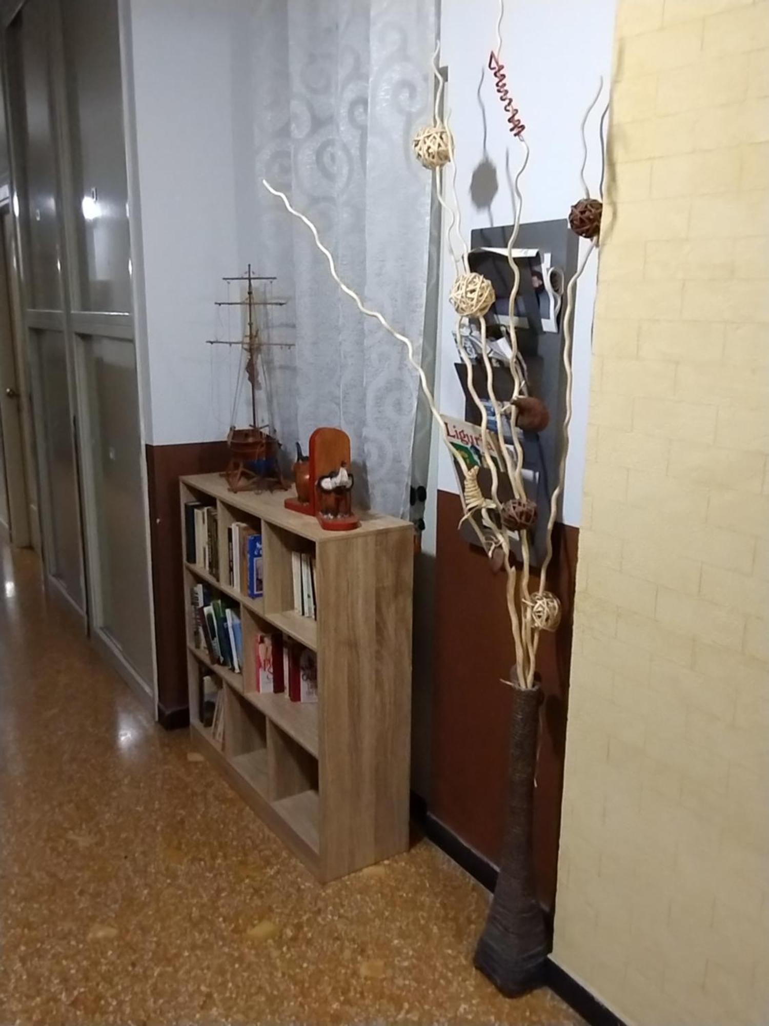 ואראצה Hotel Della Piazzetta מראה חיצוני תמונה